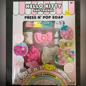 Hello Kitty Press And Pop Soap